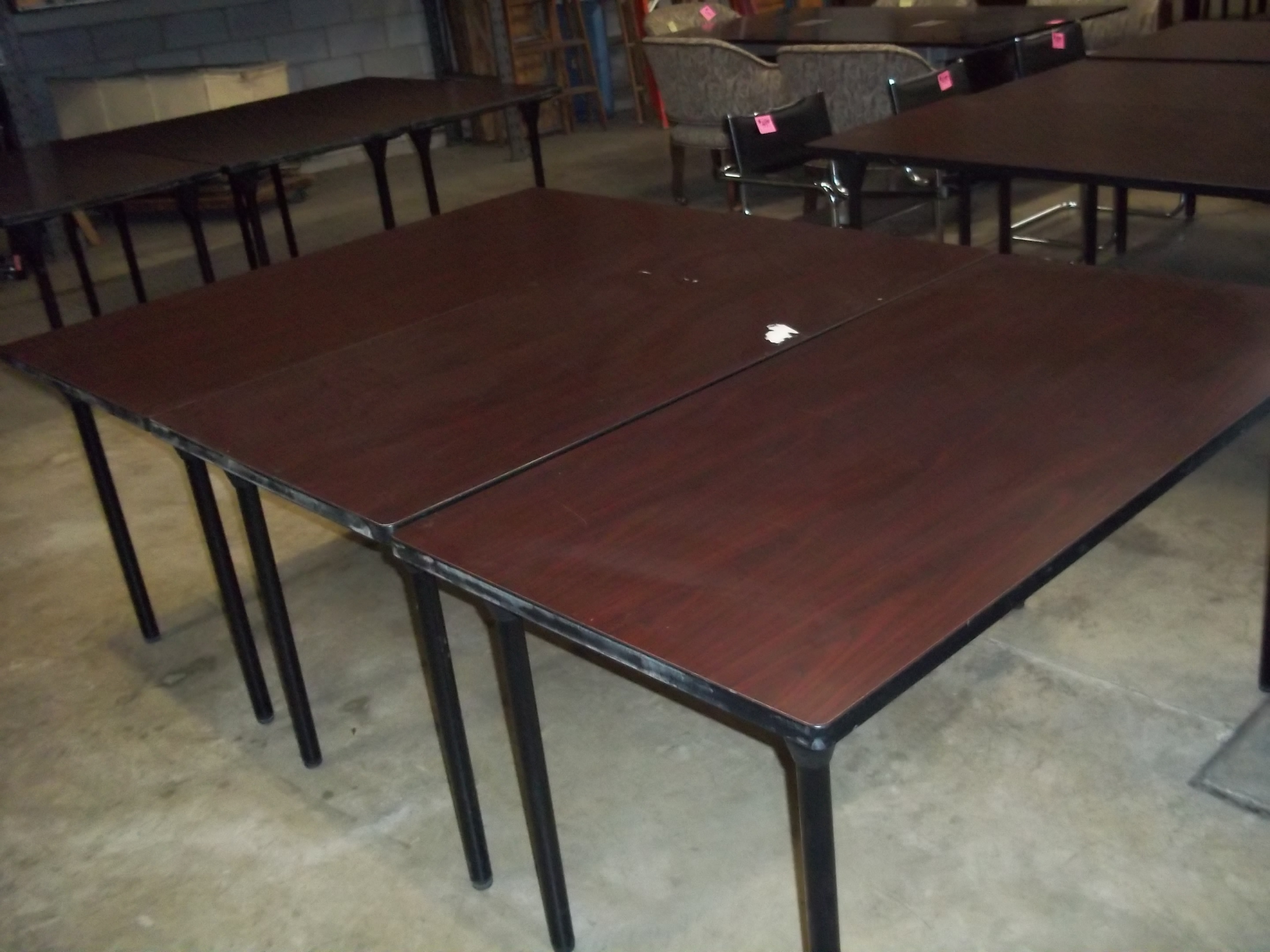 Office Furniture Desks Chairs Files Conference Tables Hull Street Outlet Richmond Va